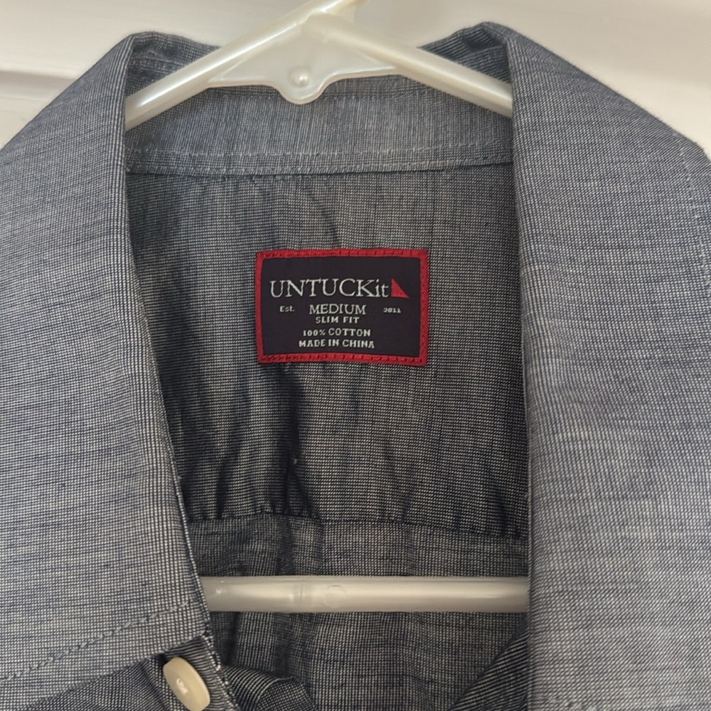 UNTUCKit Pio Cesare Long Sleeve Button Down Shirt - Medium / Slim Fit / Navy - Picture 5 of 7